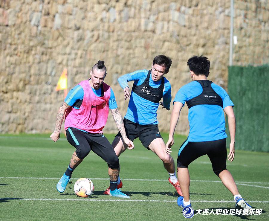  切尔西青春风暴席卷埃弗顿，U23小将包办两球  